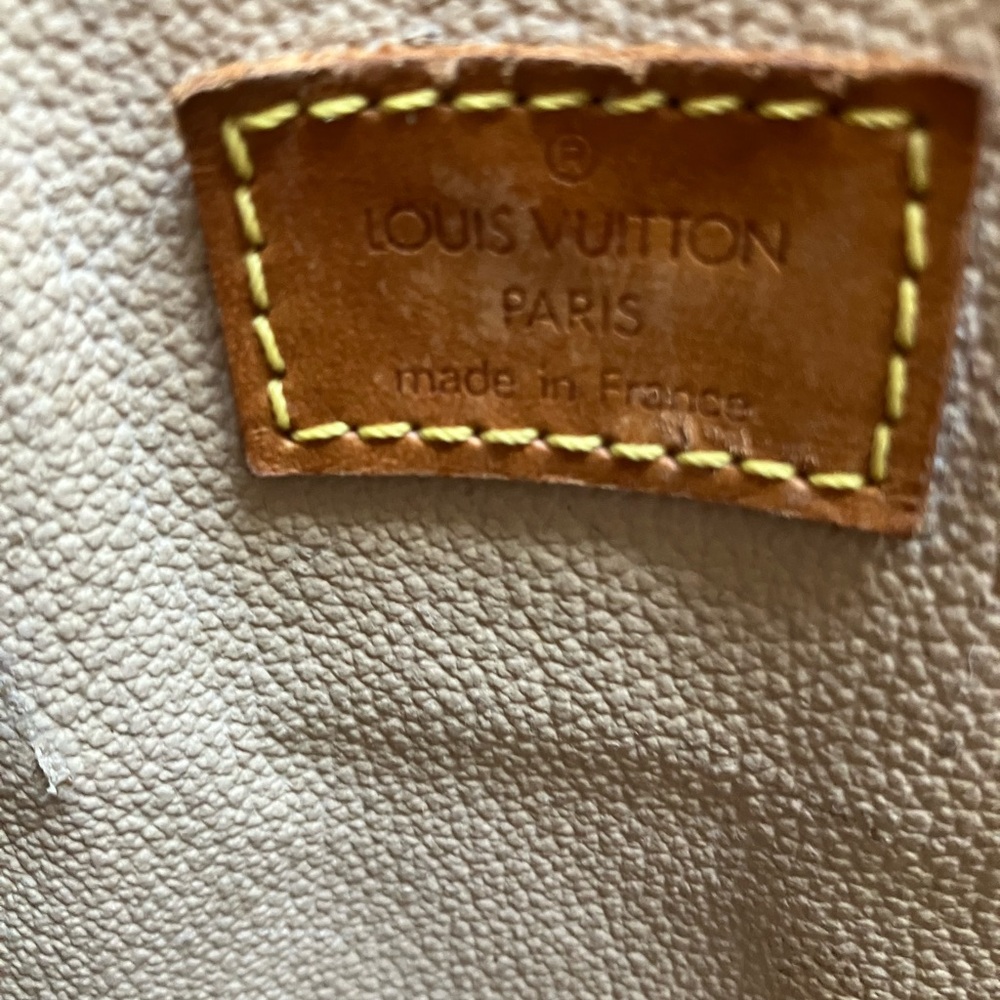 Louis Vuitton Monogram Canvas Tote with Tan Leather Handles - Picture 11 of 14